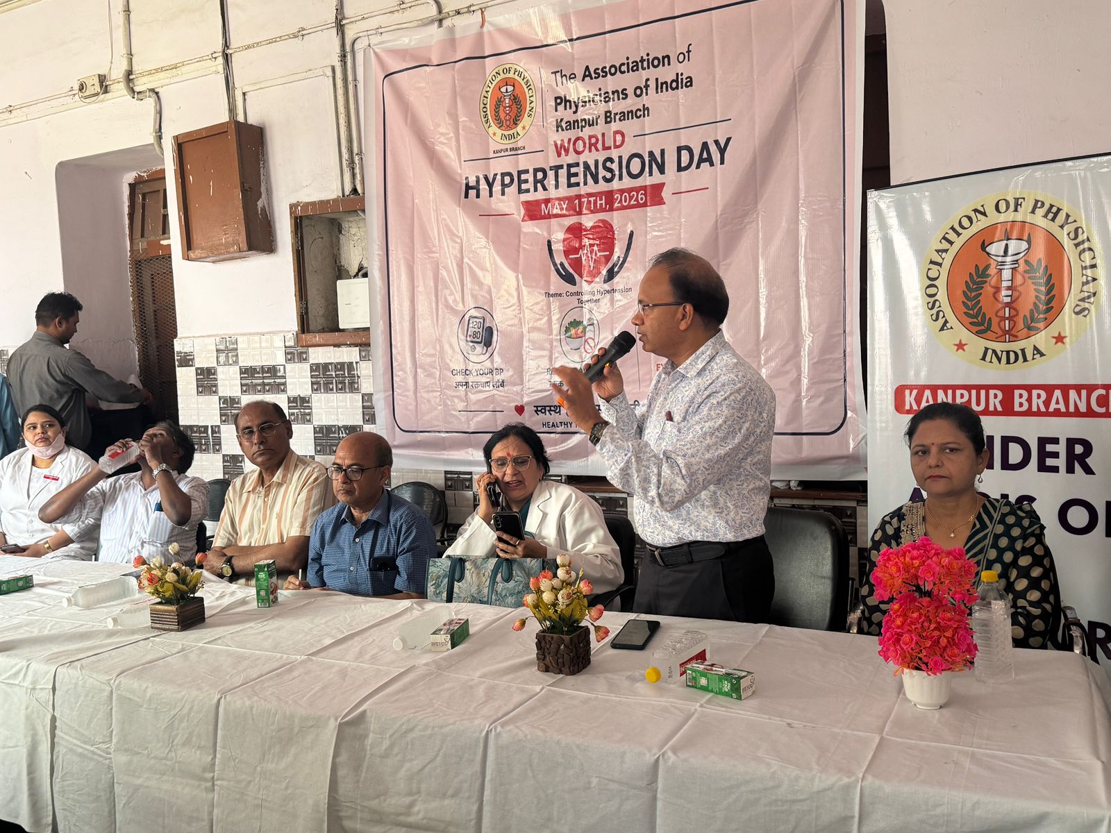 हैलट में 1500 लोगों का नापा गया ब्लडप्रेशर, किया सावधान