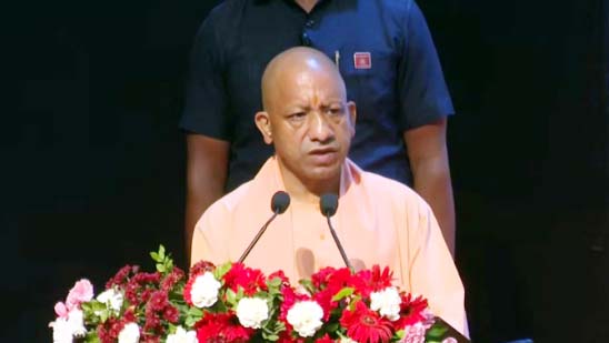 अब नौकरी के लिए सिफारिश और अनैतिक दबाव की जरूरत नहीं पड़ती: सीएम योगी