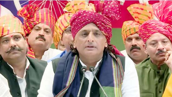 हम भाजपा को ईवीएम से ही हराएंगे: अखिलेश