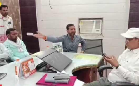 उरई नगर पालिका में बड़ा बवाल… सभासद और ईओ के बीच तीखी नोकझोंक, वीडियो वायरल