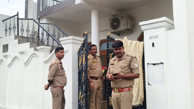 राम मंदिर में चढ़ावा चोरी: सभी आरोपियों के ठिकानों पर छापेमारी, अब तक 79 लाख बरामद