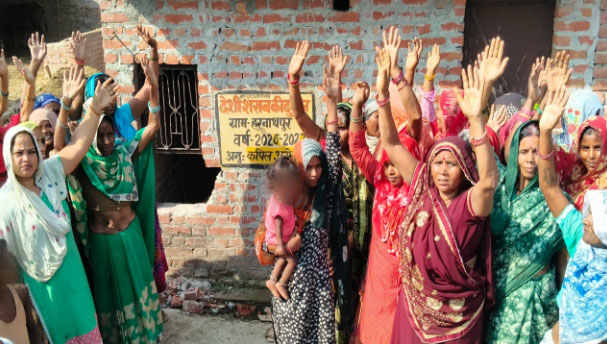 देसी शराब की दुकान में तोड़फोड़, 40 महिलाओं के विरुद्ध रिपोर्ट दर्ज