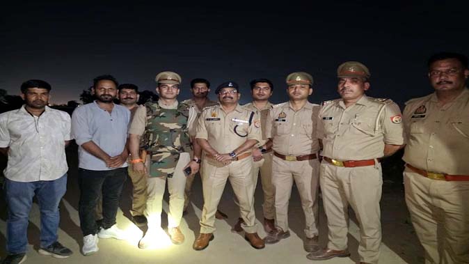 पुलिस ने मुठभेड़ में दबोचा ऐसा शातिर, जिसके टारगेट पर महिलाएं; धार्मिक स्थलों के पास रहता है सक्रिय