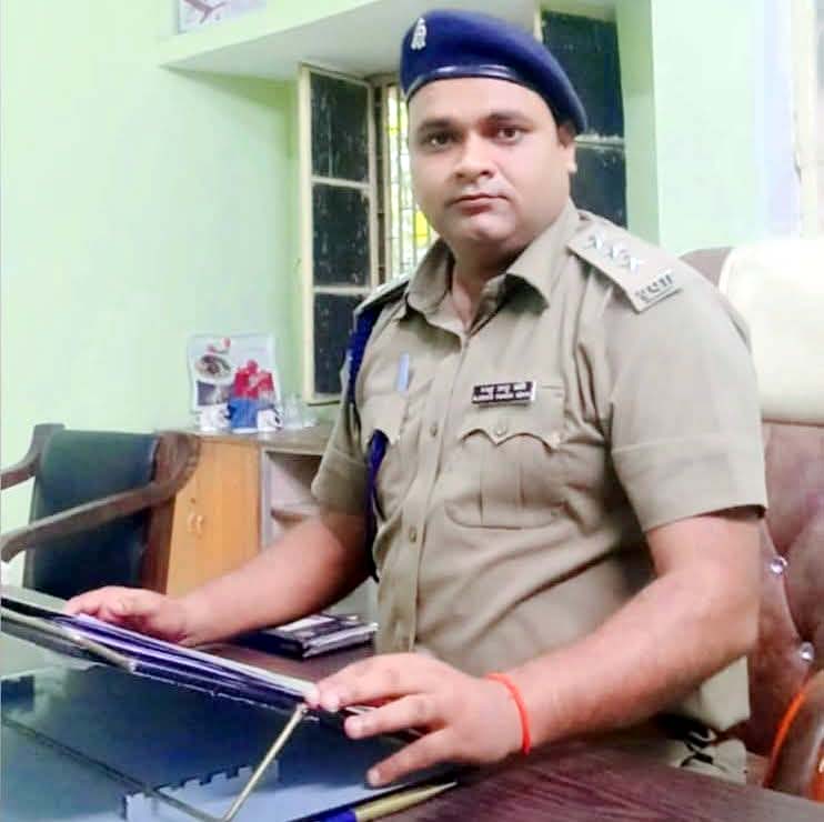 वन संरक्षण के प्रति समर्पित रहे वन क्षेत्राधिकारी विवेक शुक्ला