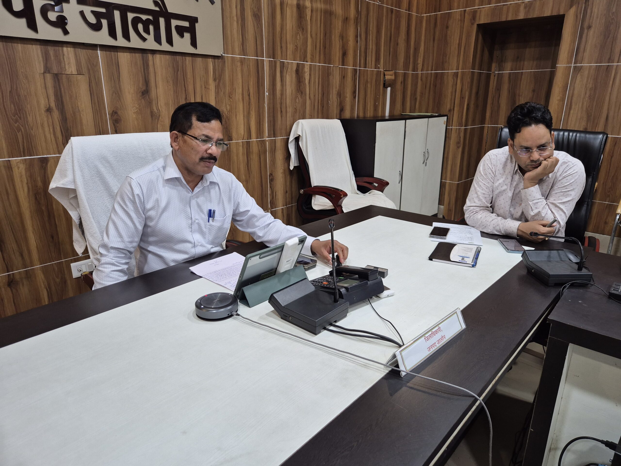बरसात में सड़क पर नहीं दिखेगा एक भी निराश्रित गोवंश डीएम